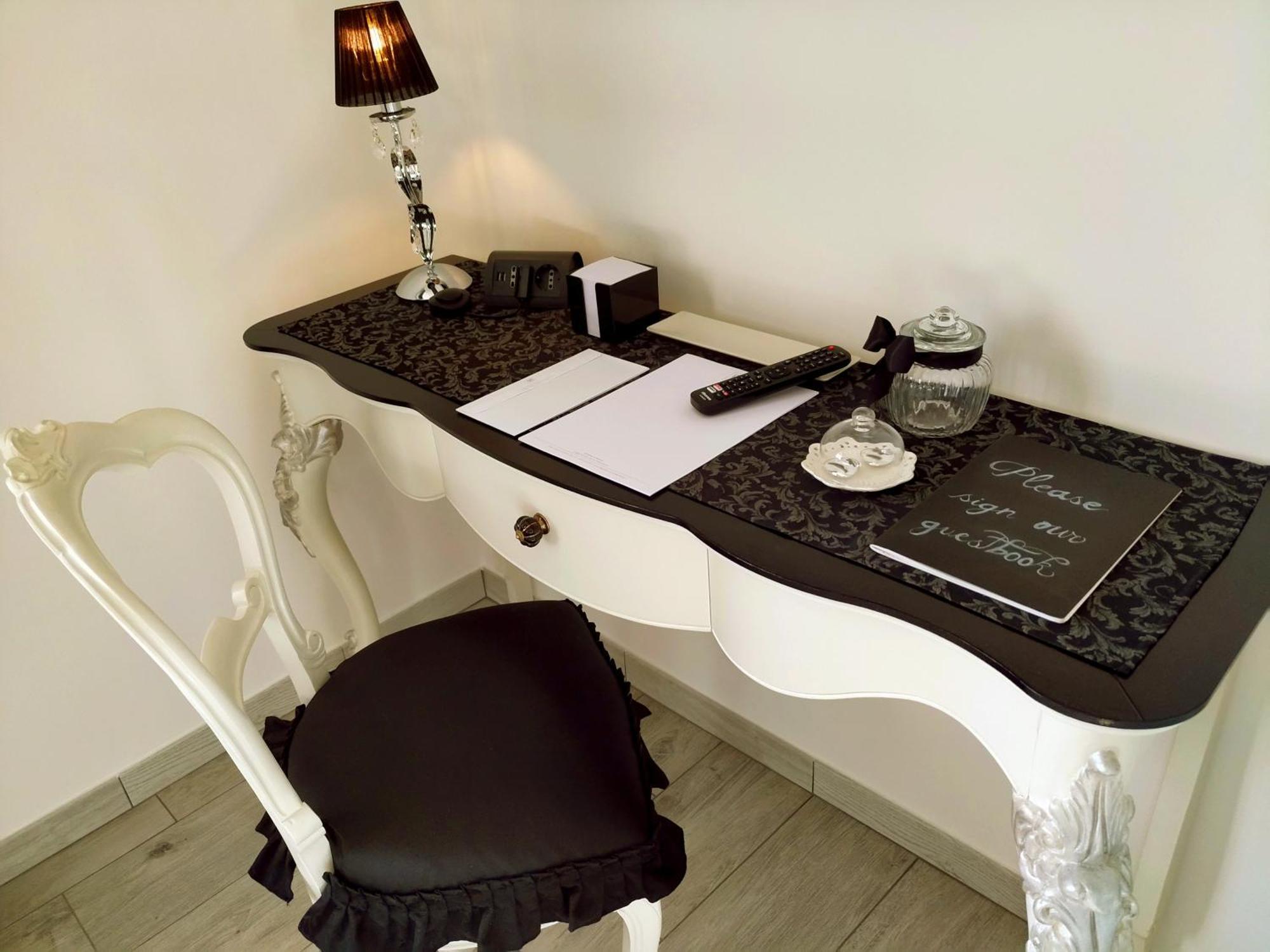 Alloggio Turistico Giulietta E Romeo - Intero Appartamento - Villafranca Di Verona, Zimmer, Holiday Rooms Buitenkant foto
