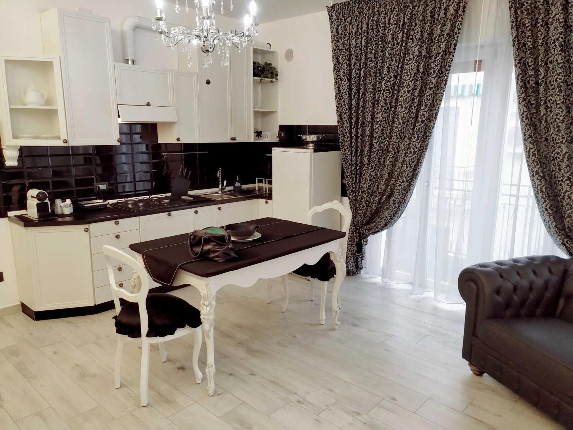 Alloggio Turistico Giulietta E Romeo - Intero Appartamento - Villafranca Di Verona, Zimmer, Holiday Rooms Buitenkant foto