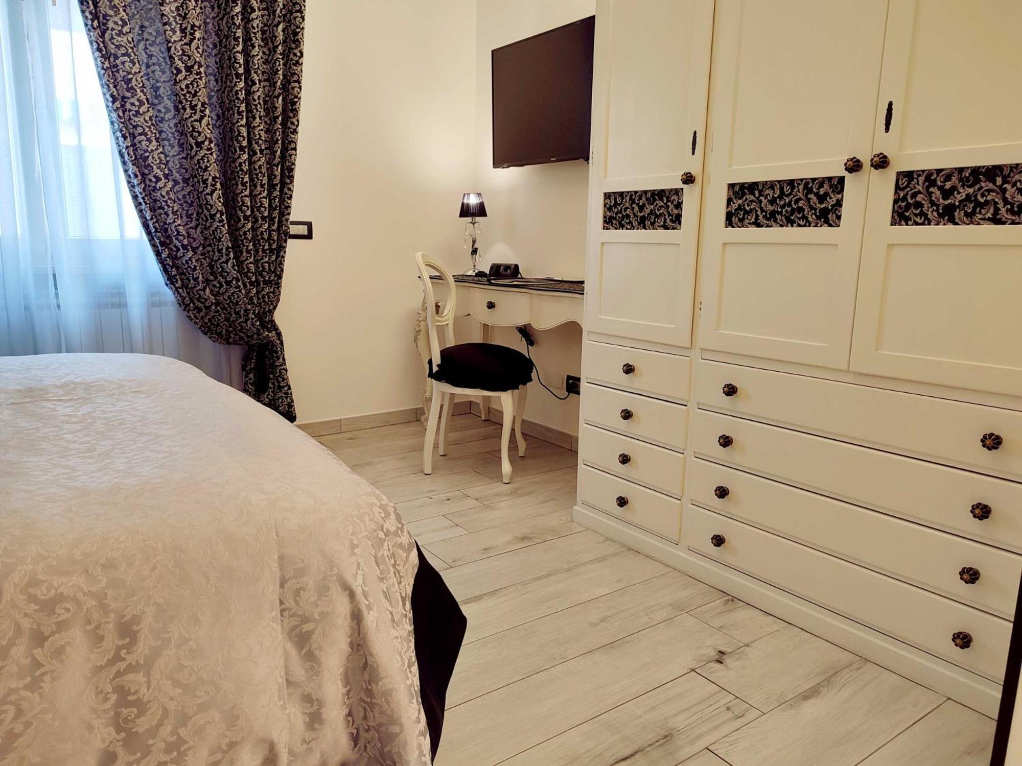 Alloggio Turistico Giulietta E Romeo - Intero Appartamento - Villafranca Di Verona, Zimmer, Holiday Rooms Buitenkant foto