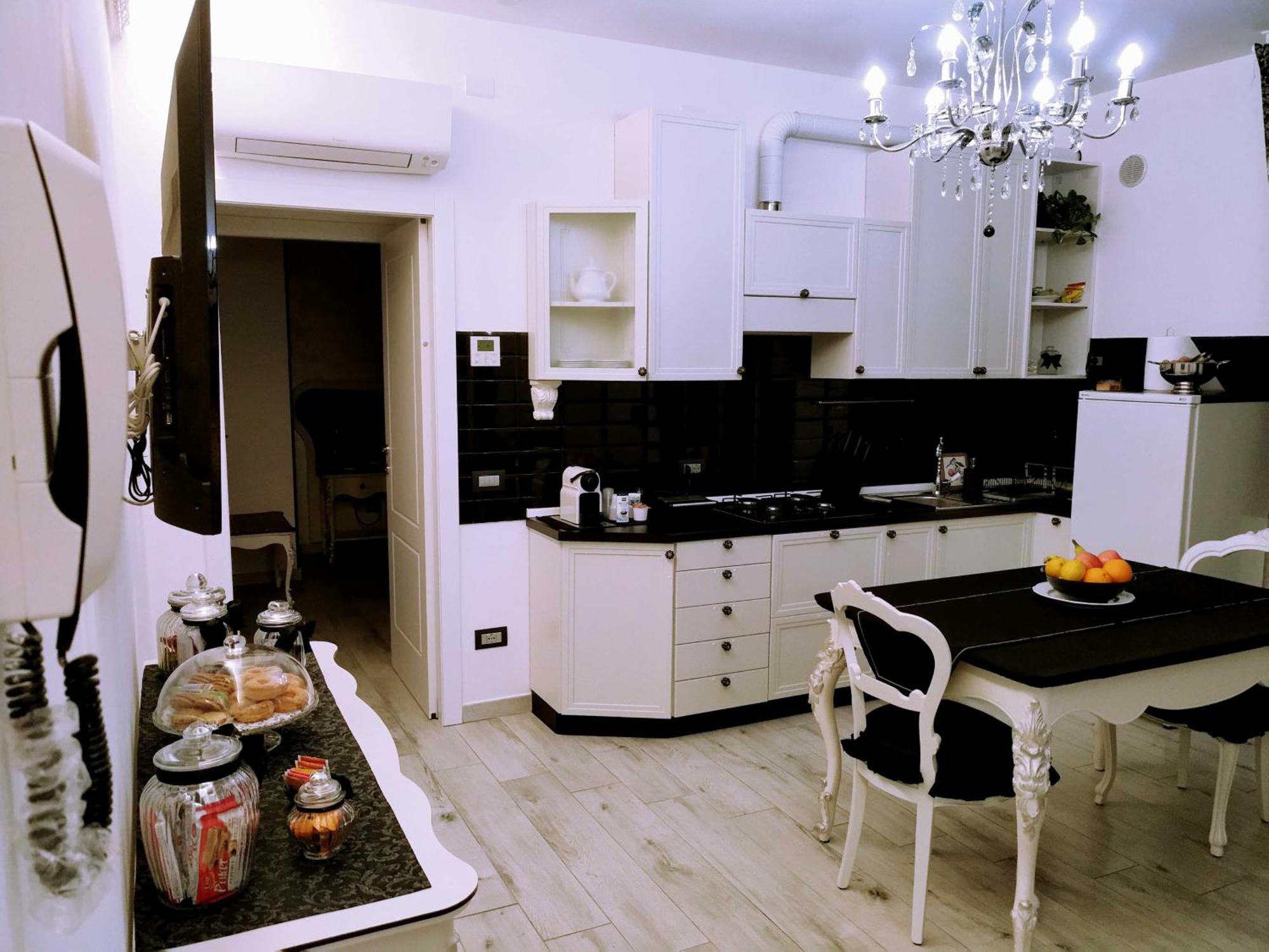 Alloggio Turistico Giulietta E Romeo - Intero Appartamento - Villafranca Di Verona, Zimmer, Holiday Rooms Buitenkant foto
